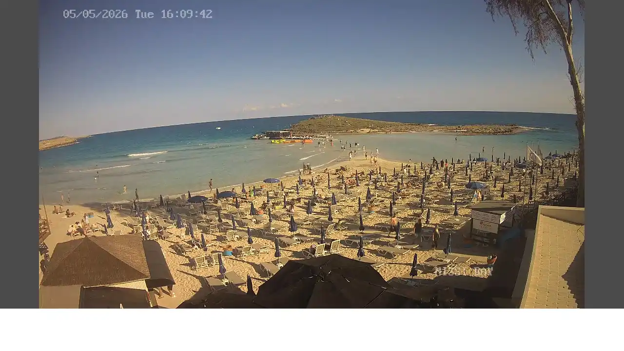 Webcam snapshot from :city — May 5, 2026 14:00