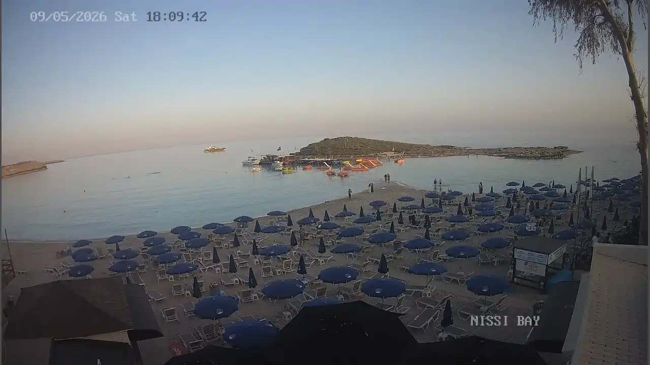 Webcam snapshot from :city — May 9, 2026 16:00