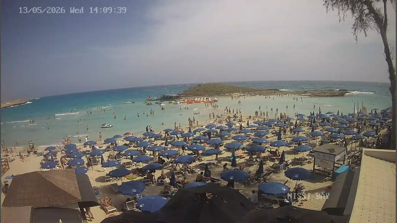 Webcam snapshot from :city — May 13, 2026 12:00