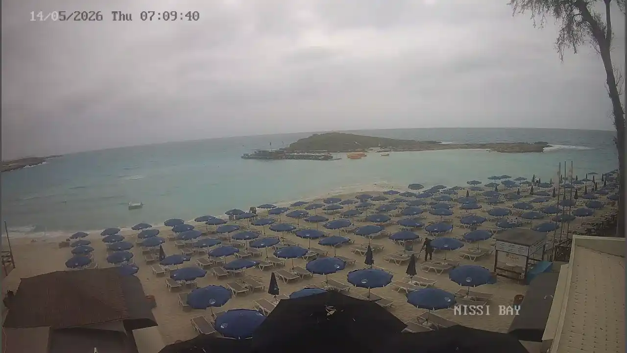 Webcam snapshot from :city — May 14, 2026 05:00