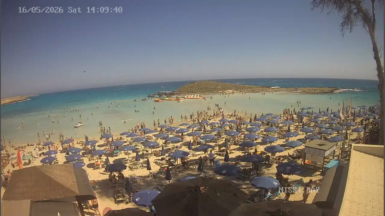 Webcam snapshot from :city — May 16, 2026 12:00