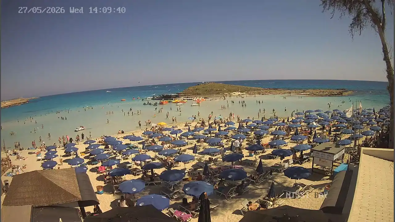 Webcam snapshot from :city — May 27, 2026 12:00