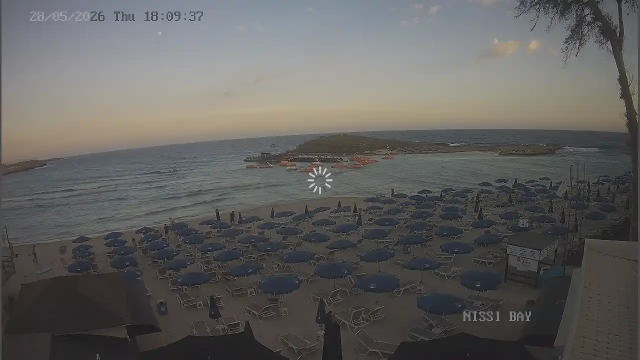 Webcam snapshot from :city — May 28, 2026 16:00