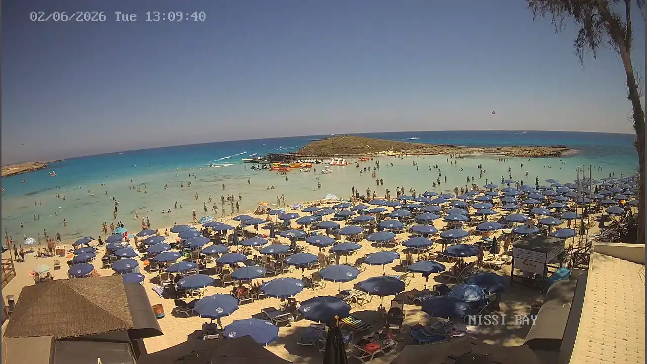 Webcam snapshot from :city — June 2, 2026 11:00