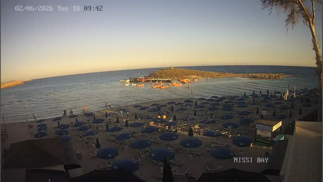 Webcam snapshot from :city — June 2, 2026 16:00