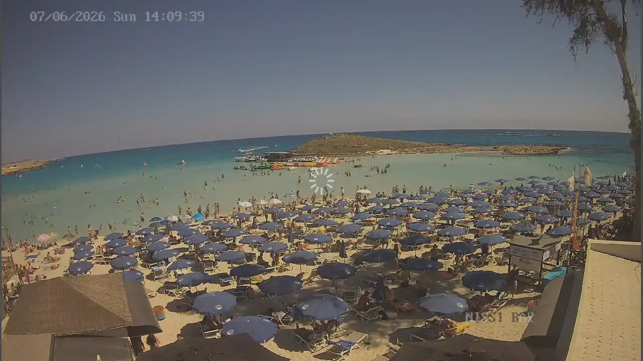 Webcam snapshot from :city — June 7, 2026 12:00