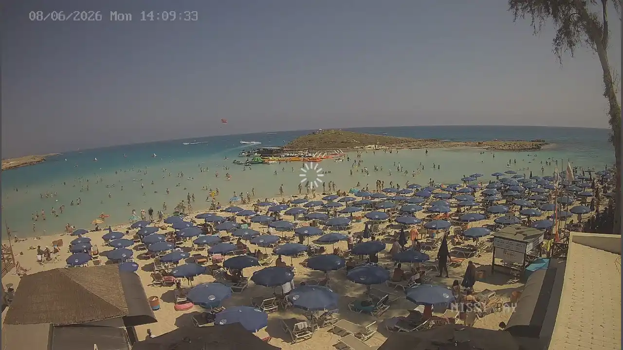 Webcam snapshot from :city — June 8, 2026 12:00