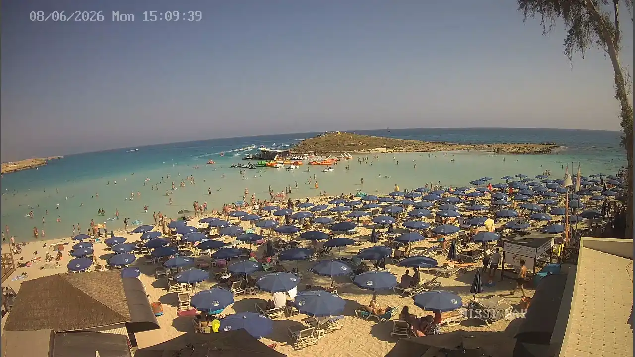 Webcam snapshot from :city — June 8, 2026 13:00