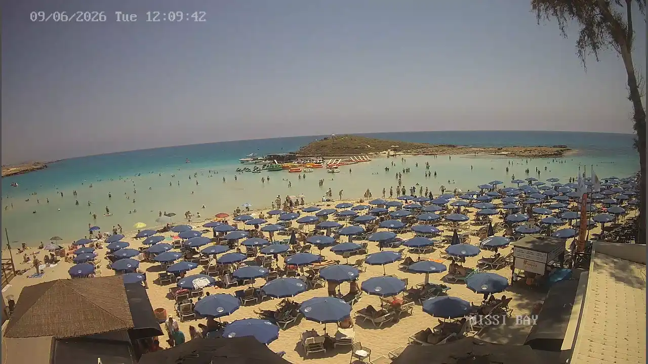 Webcam snapshot from :city — June 9, 2026 10:00