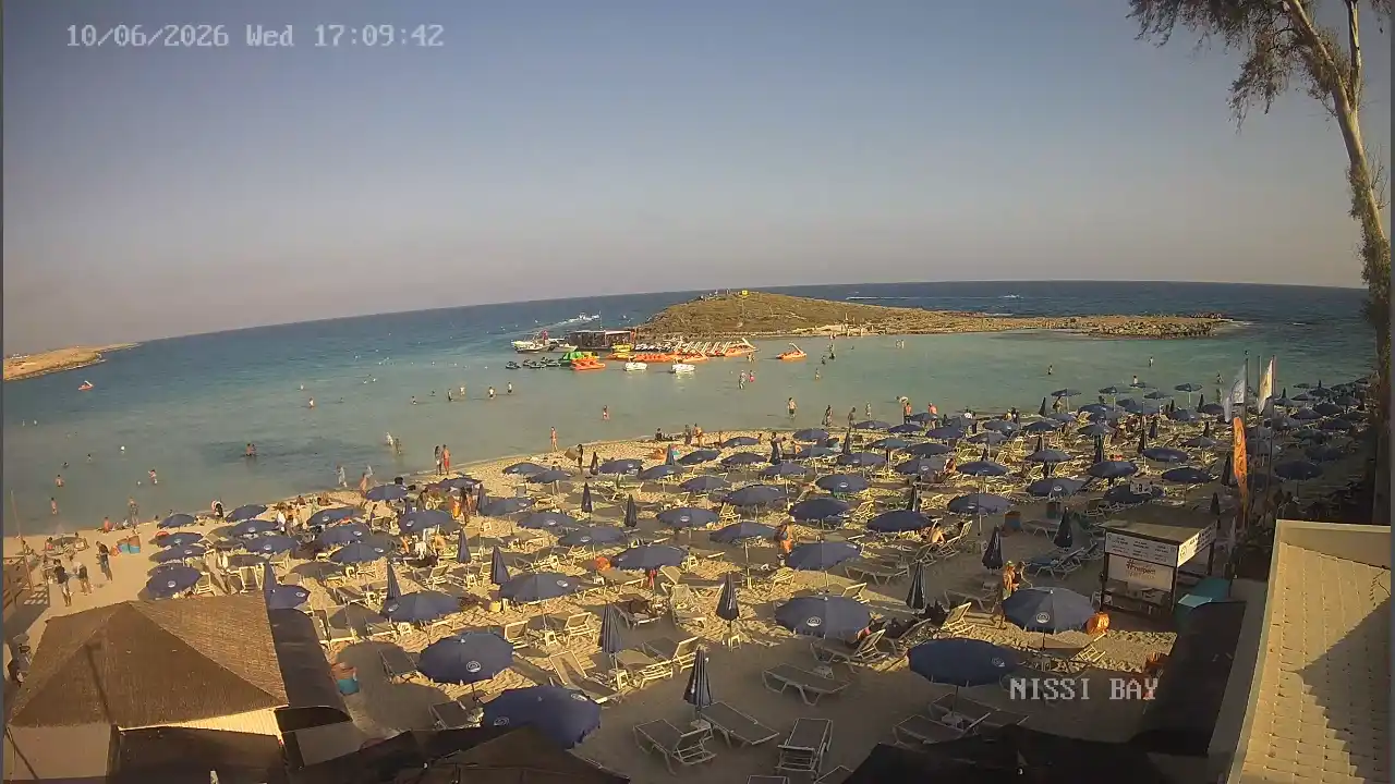 Webcam snapshot from :city — June 10, 2026 15:00