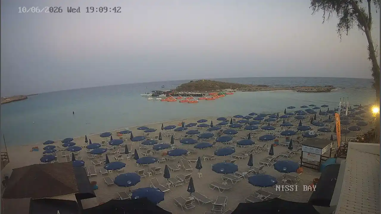 Webcam snapshot from :city — June 10, 2026 17:00