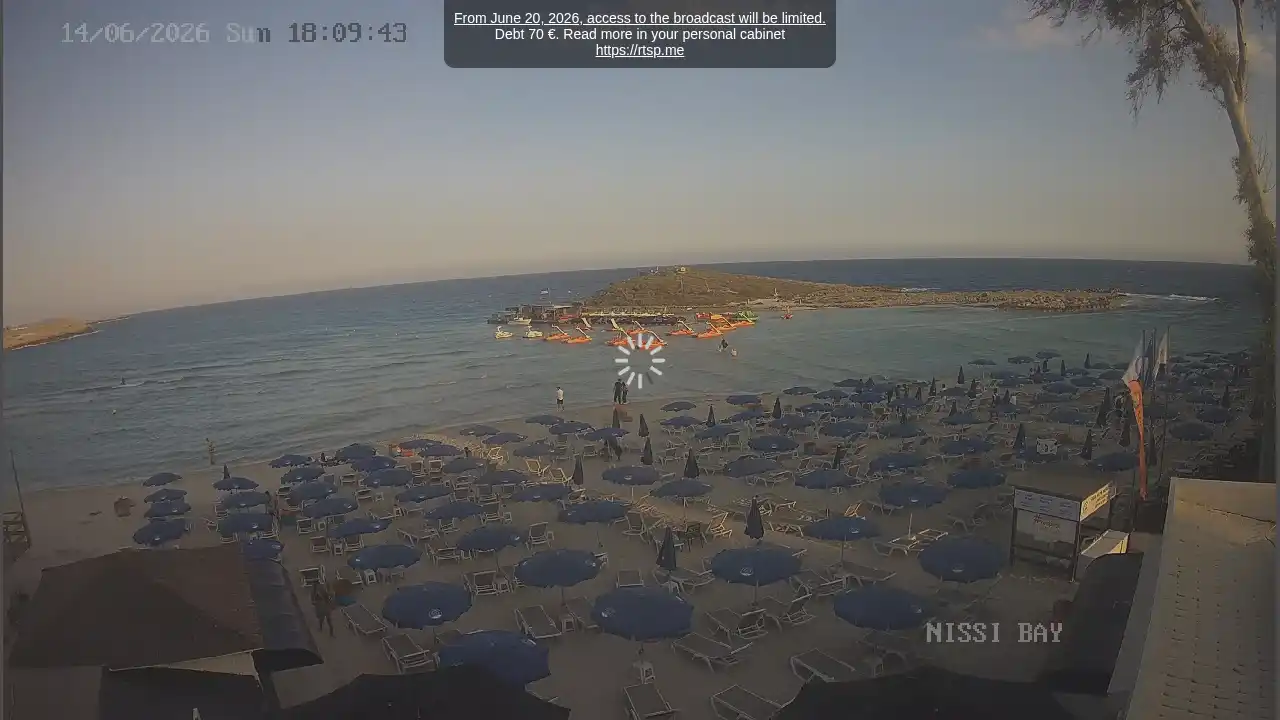 Webcam snapshot from :city — June 14, 2026 16:00