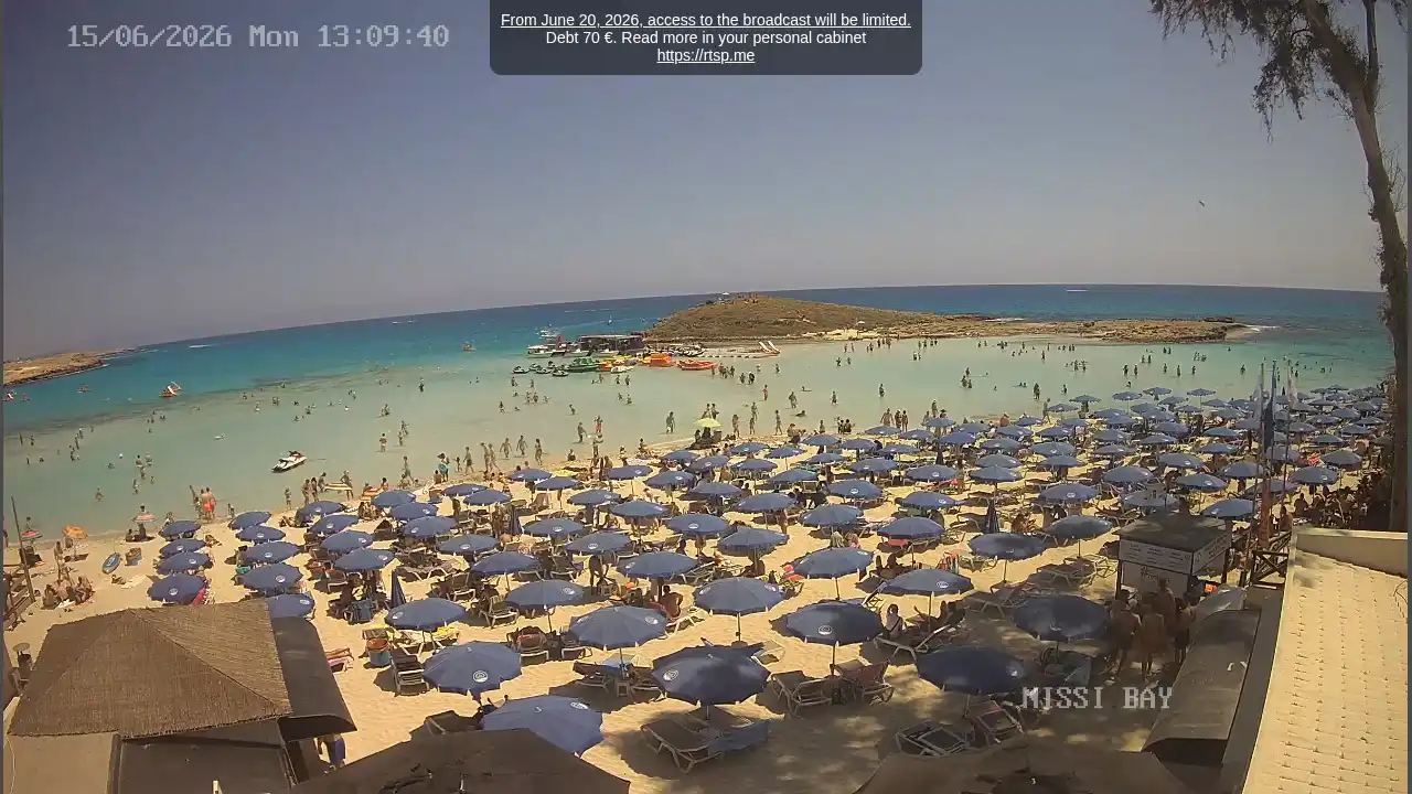 Webcam snapshot from :city — June 15, 2026 11:00
