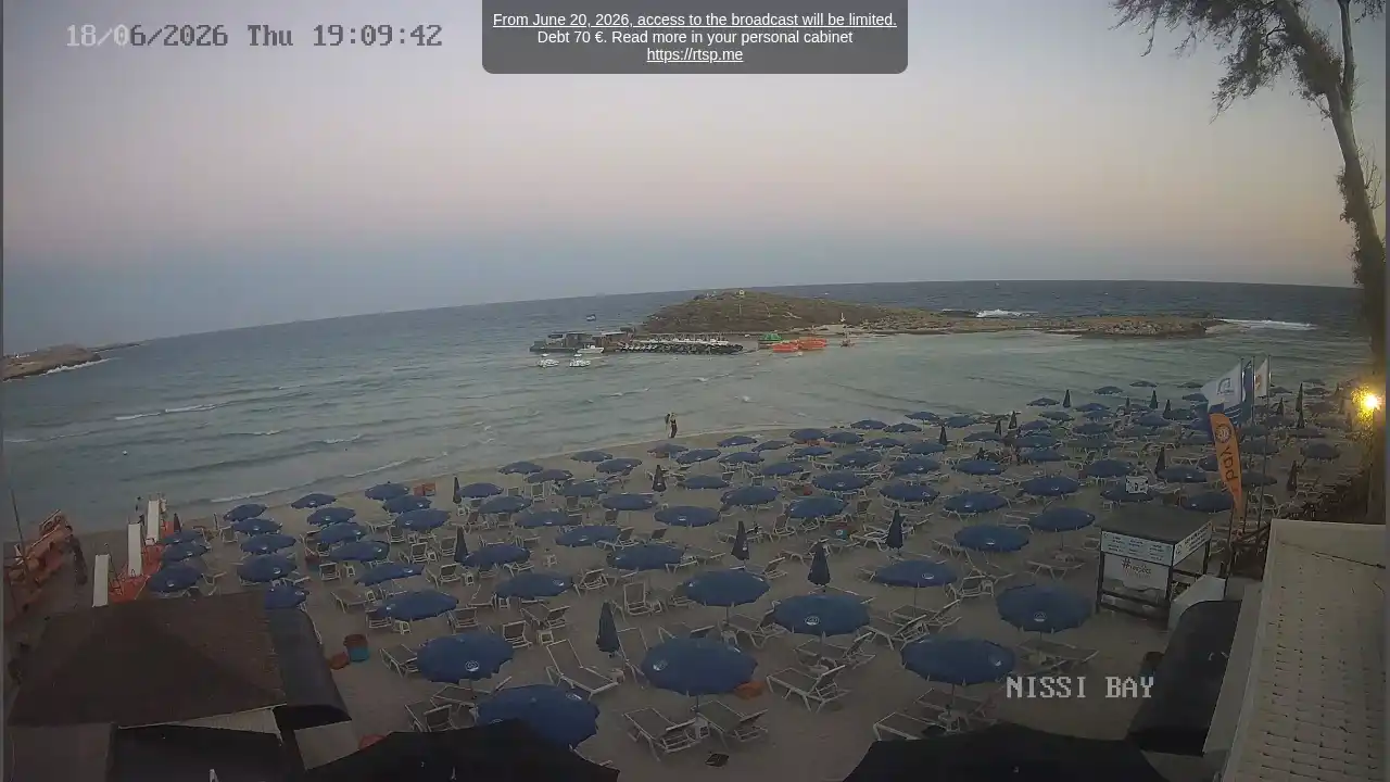 Webcam snapshot from :city — June 18, 2026 17:00