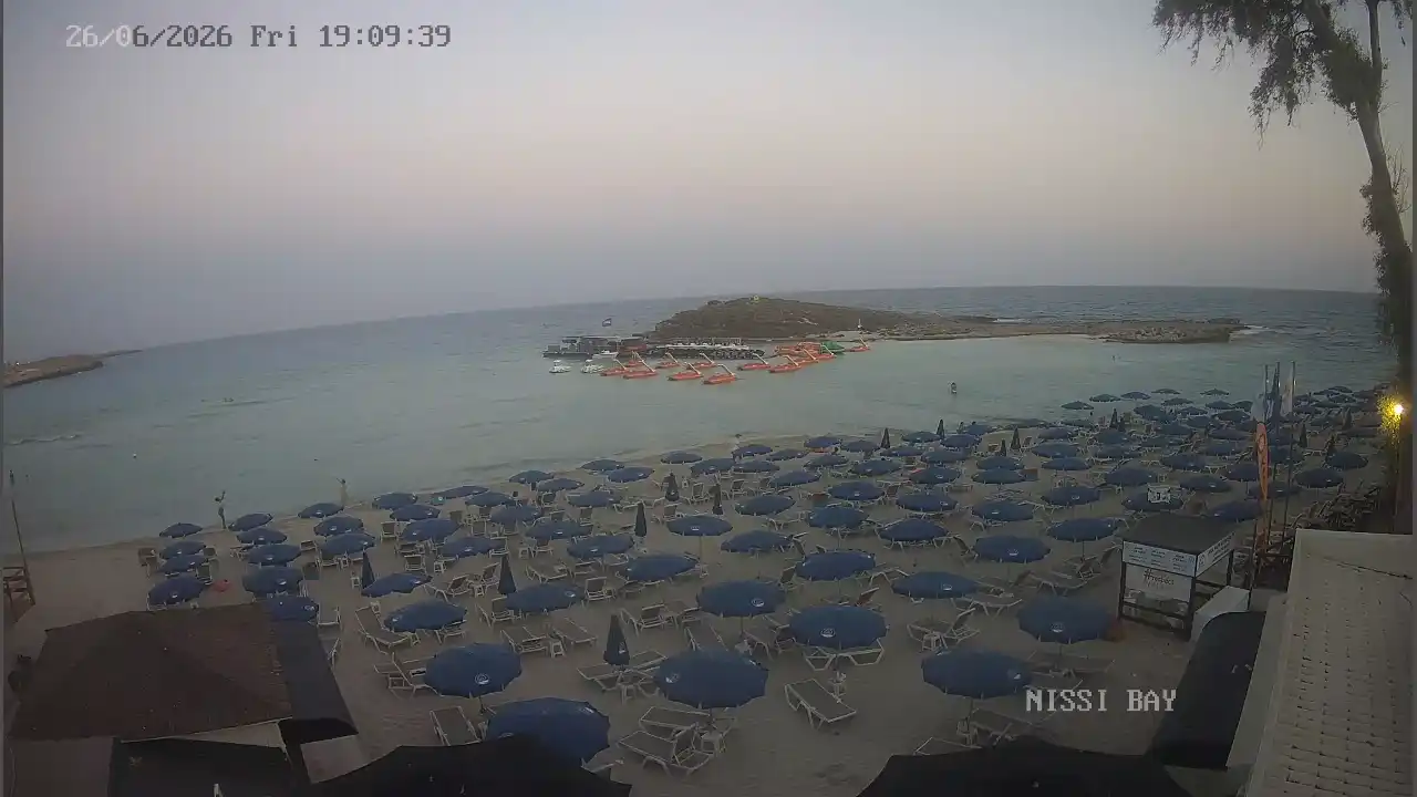 Webcam snapshot from :city — June 26, 2026 17:00