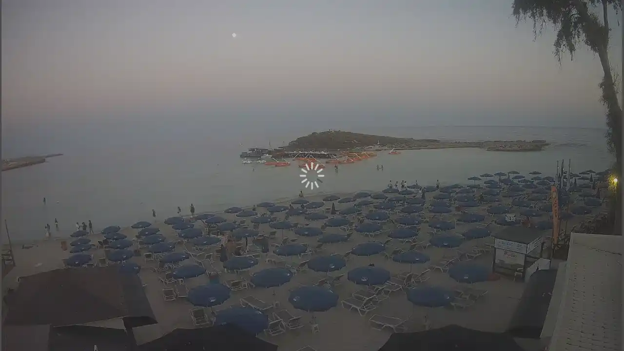 Webcam snapshot from :city — June 27, 2026 17:00