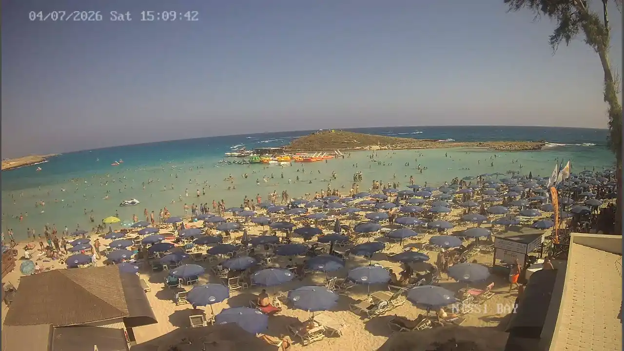 Webcam snapshot from :city — July 4, 2026 13:00