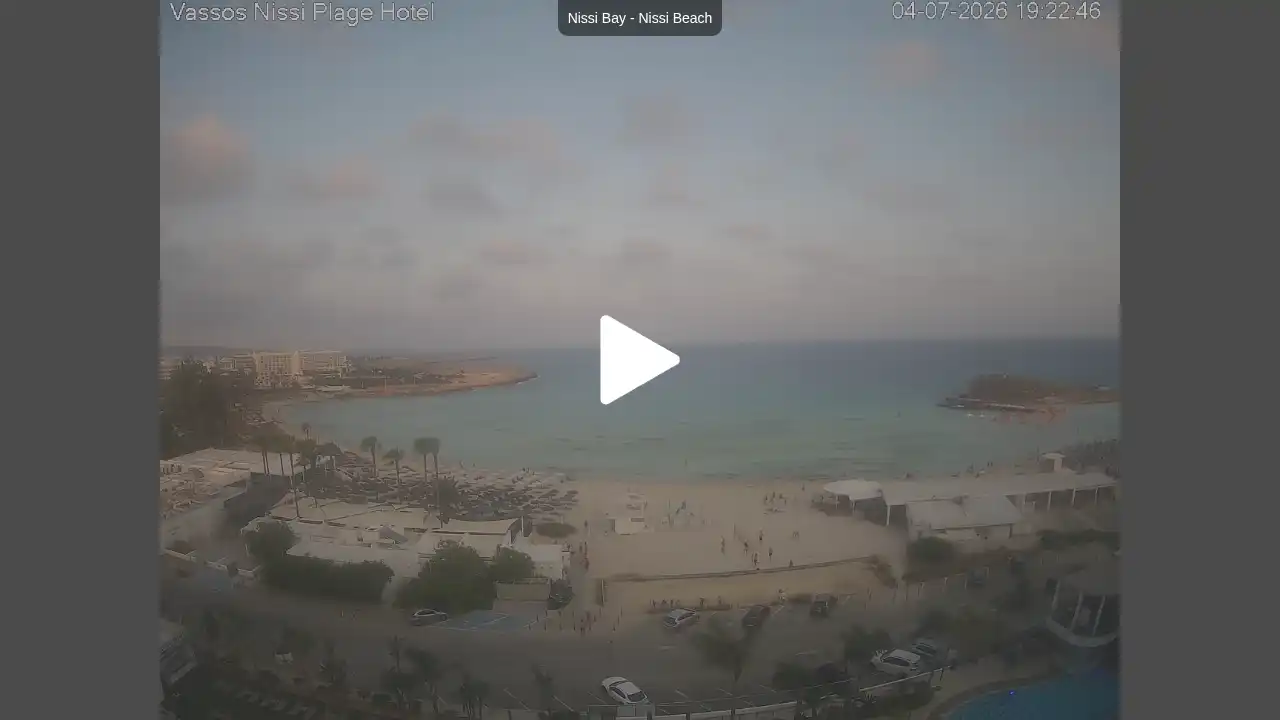 Webcam snapshot from :city — July 4, 2026 17:00