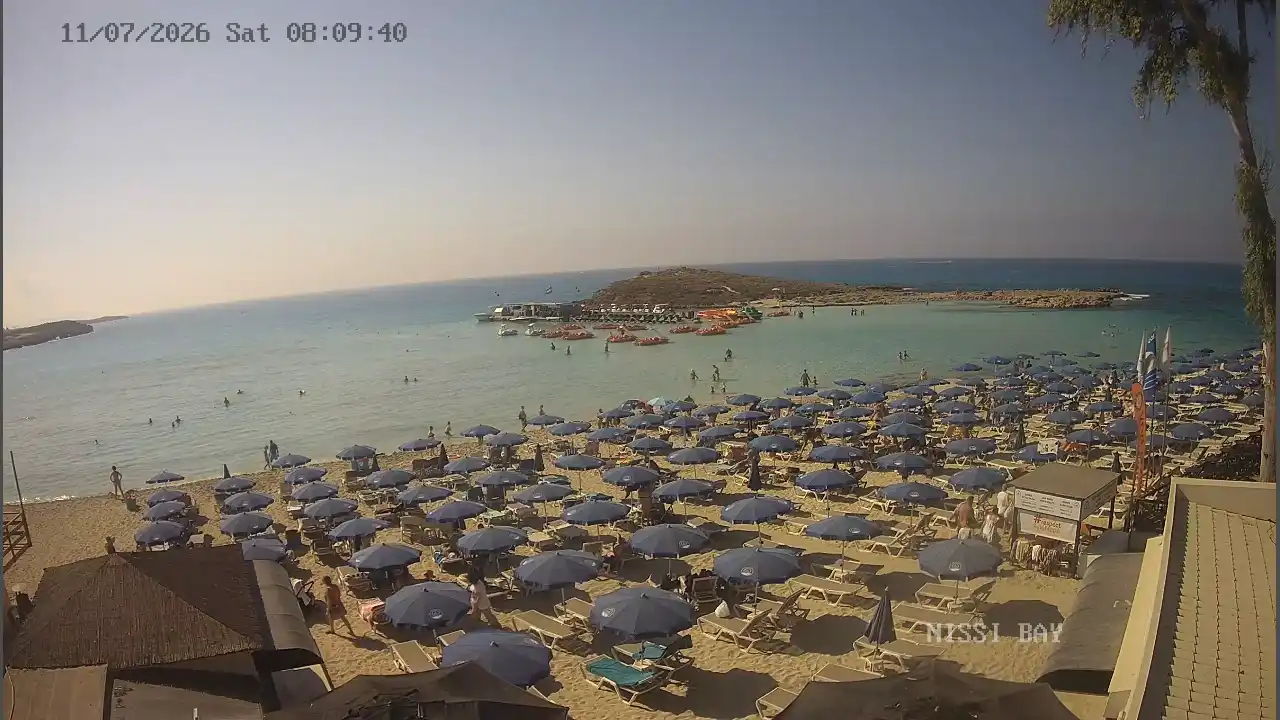 Webcam snapshot from :city — July 11, 2026 06:00