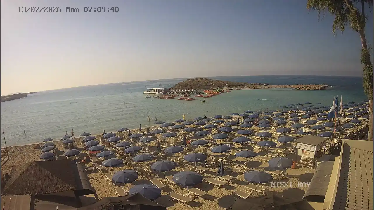 Webcam snapshot from :city — July 13, 2026 05:00