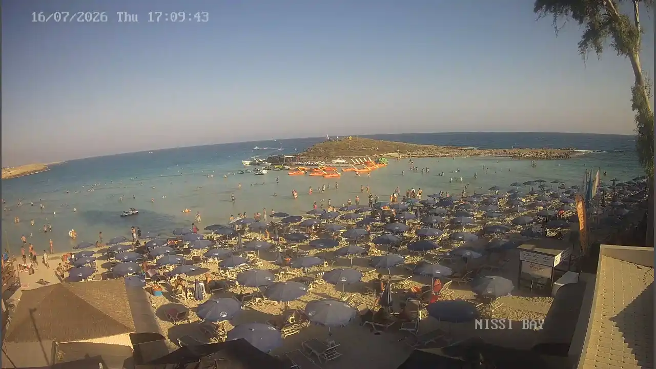 Webcam snapshot from :city — July 16, 2026 15:00