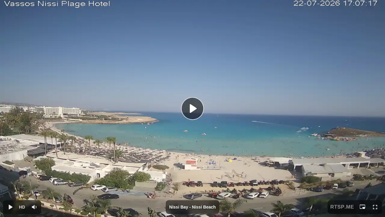 Webcam snapshot from :city — July 22, 2026 14:00