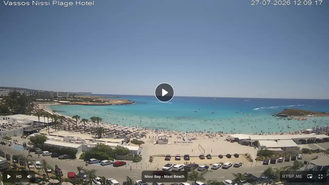 Webcam snapshot from :city — July 27, 2026 09:00