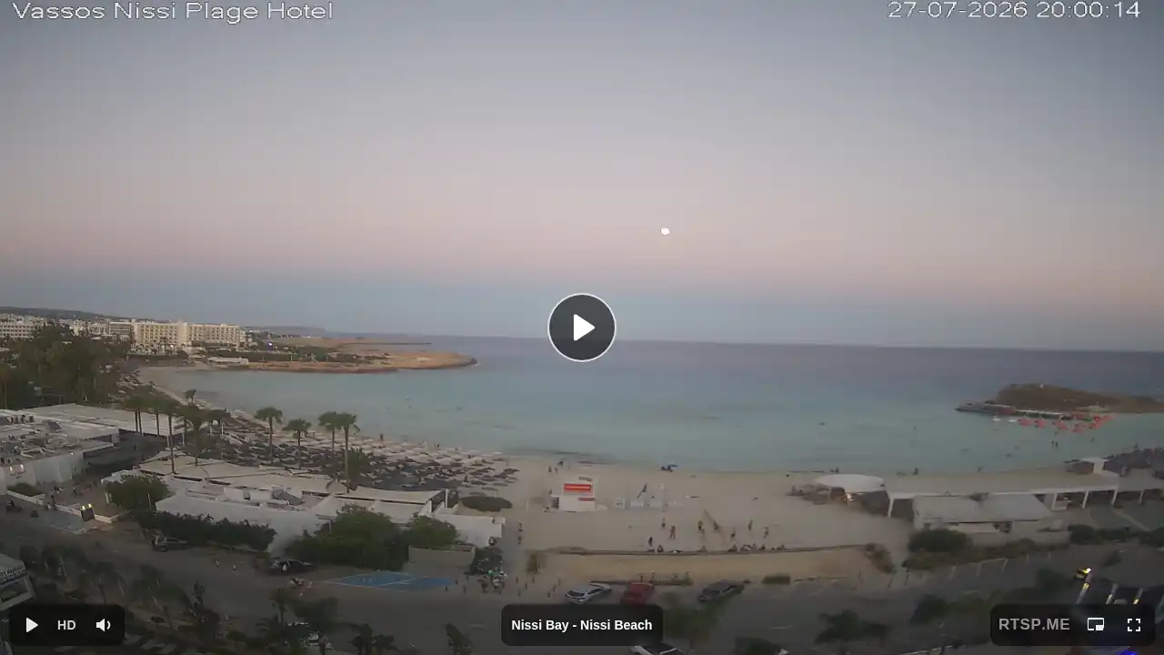 Webcam snapshot from :city — July 27, 2026 17:00