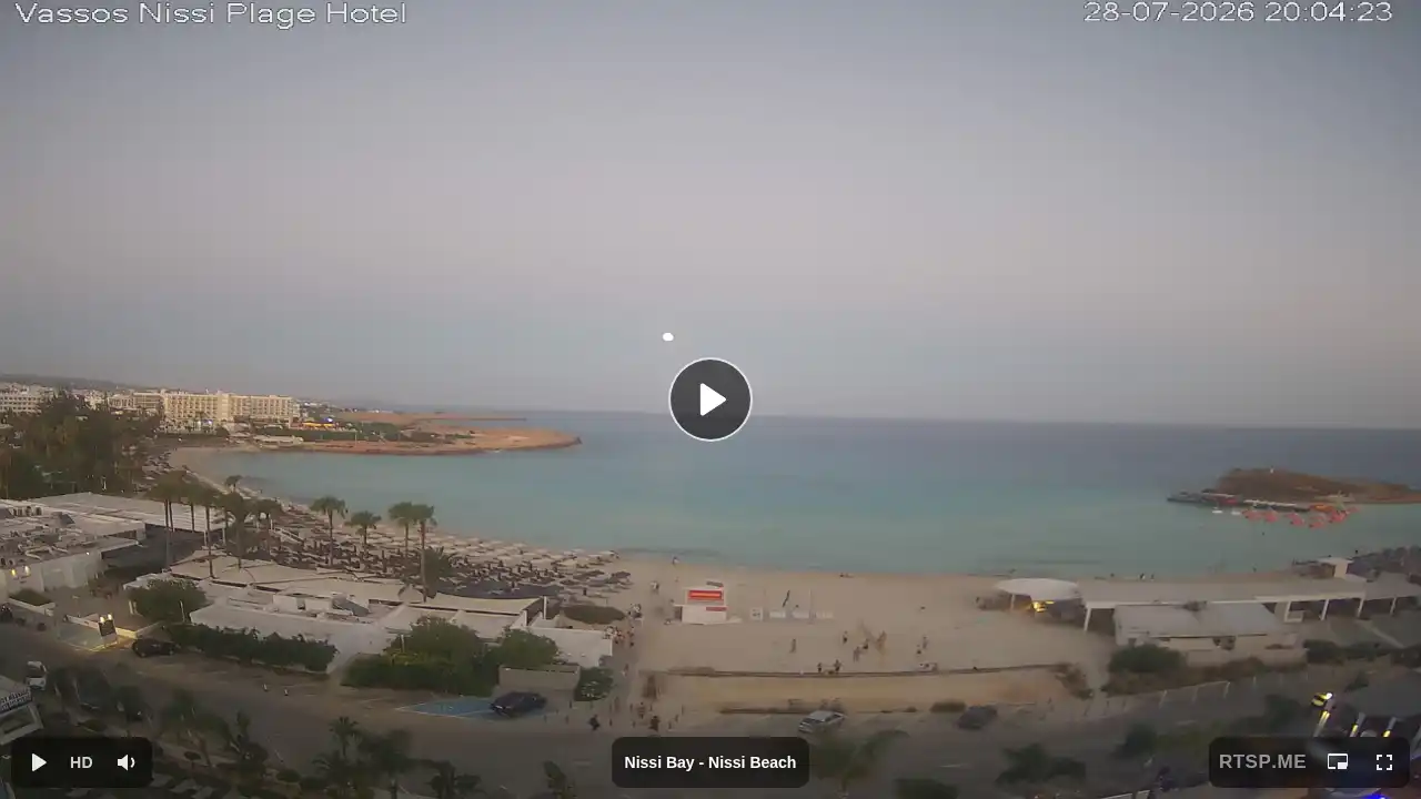Webcam snapshot from :city — July 28, 2026 17:00