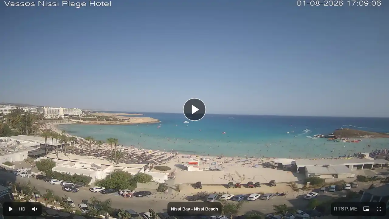 Webcam snapshot from :city — August 1, 2026 14:00