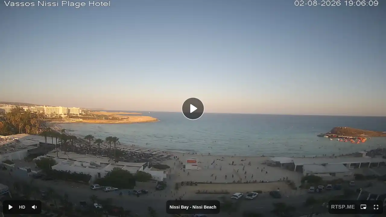Webcam snapshot from :city — August 2, 2026 16:00