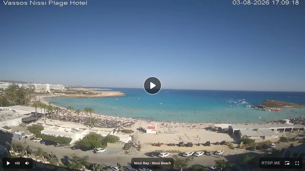 Webcam snapshot from :city — August 3, 2026 14:00