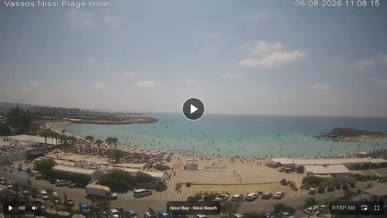 Webcam snapshot from :city — August 6, 2026 08:00
