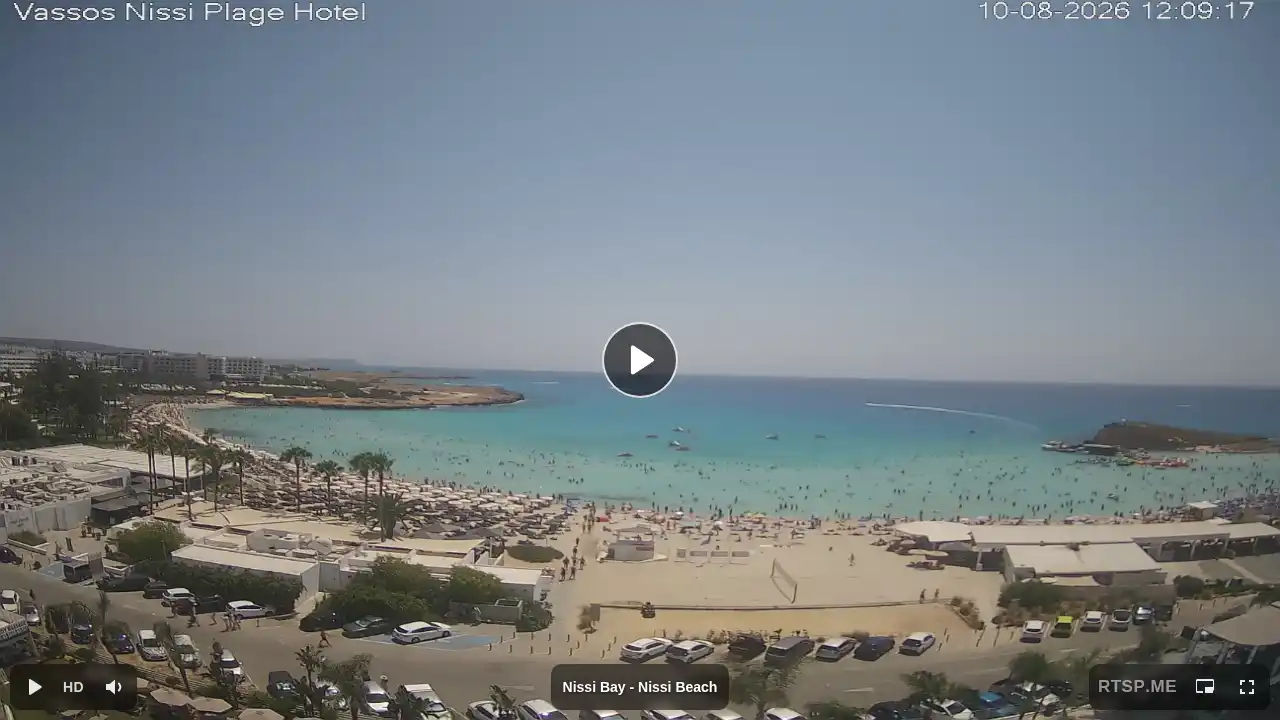 Webcam snapshot from :city — August 10, 2026 09:00