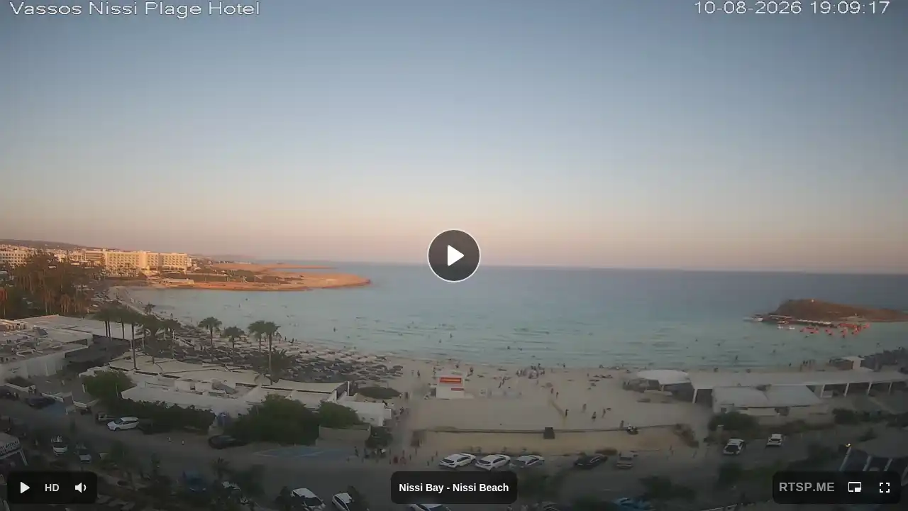 Webcam snapshot from :city — August 10, 2026 16:00