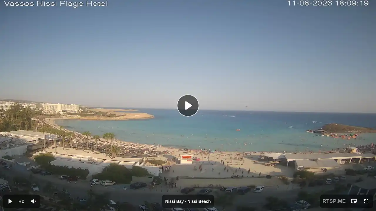 Webcam snapshot from :city — August 11, 2026 15:00