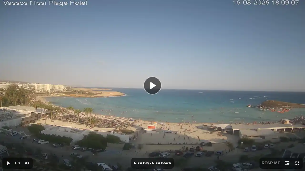 Webcam snapshot from :city — August 16, 2026 15:00