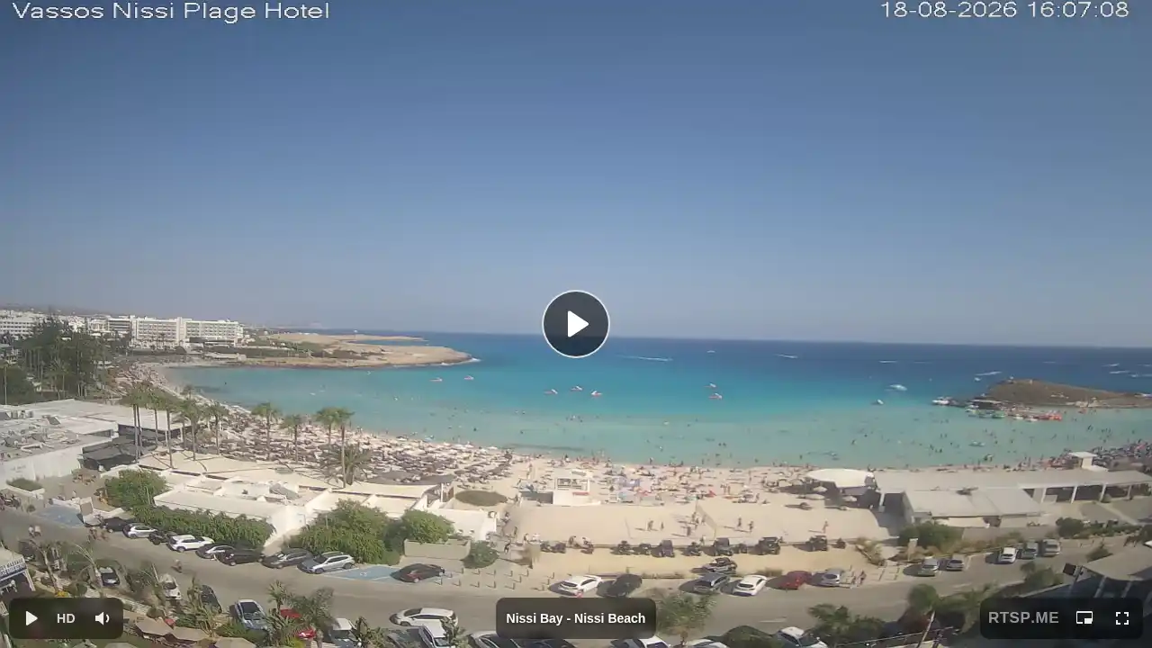 Webcam snapshot from :city — August 18, 2026 13:00