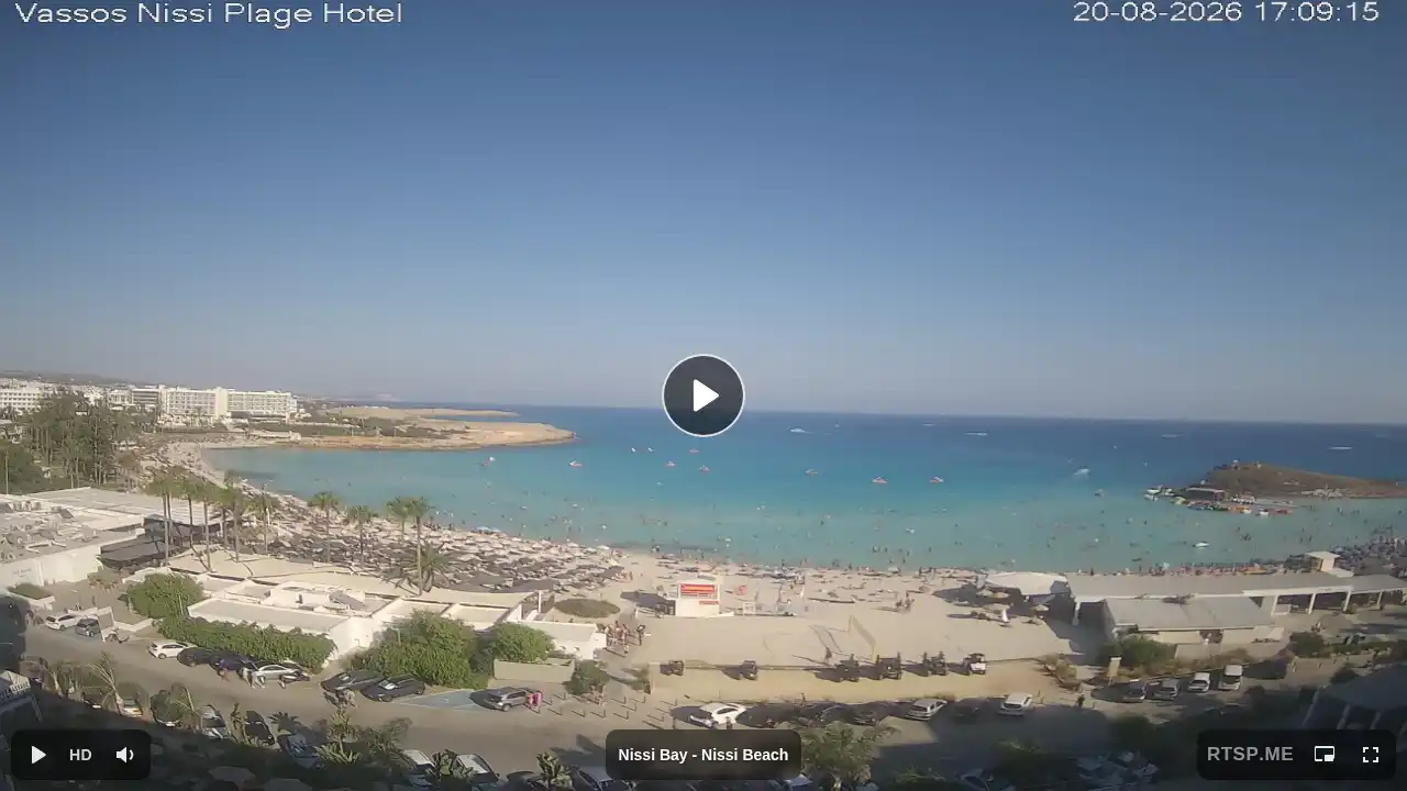 Webcam snapshot from :city — August 20, 2026 14:00