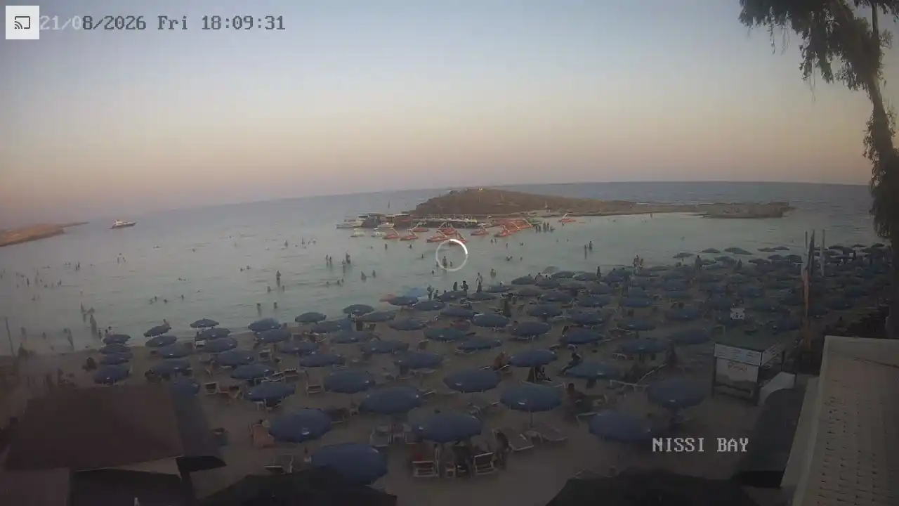 Webcam snapshot from :city — August 21, 2026 16:00