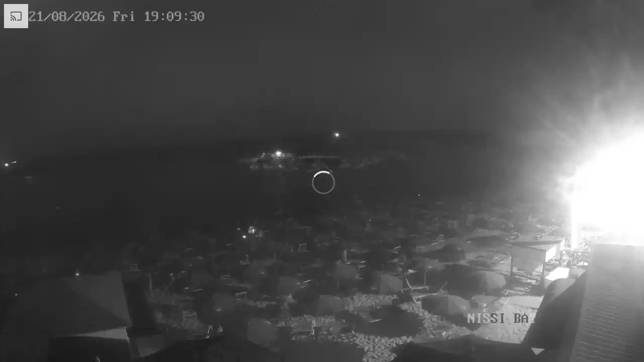 Webcam snapshot from :city — August 21, 2026 17:00