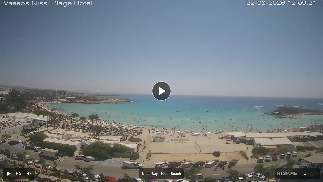 Webcam snapshot from :city — August 22, 2026 09:00