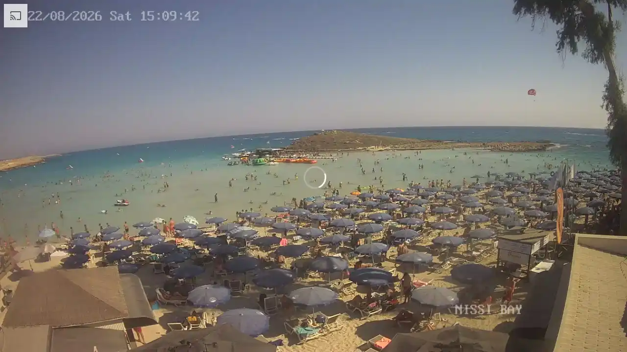 Webcam snapshot from :city — August 22, 2026 13:00
