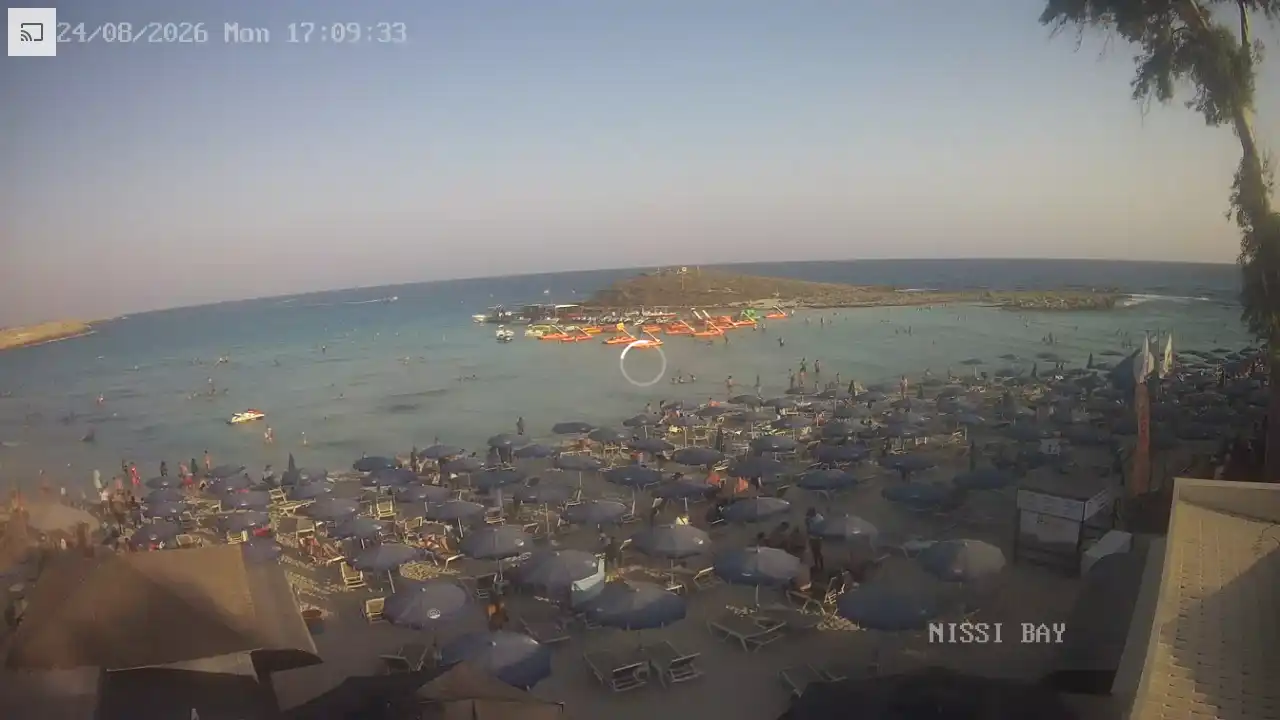 Webcam snapshot from :city — August 24, 2026 15:00
