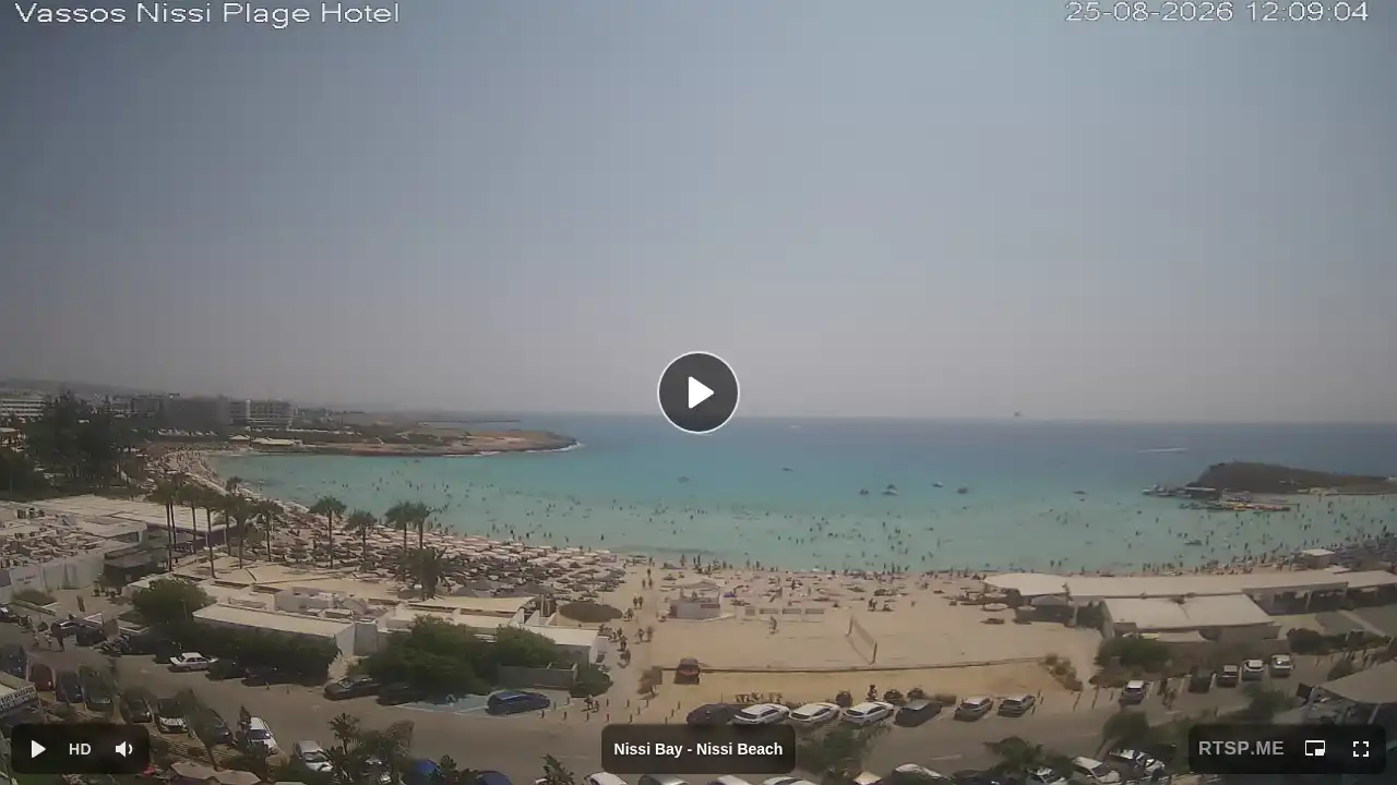 Webcam snapshot from :city — August 25, 2026 09:00