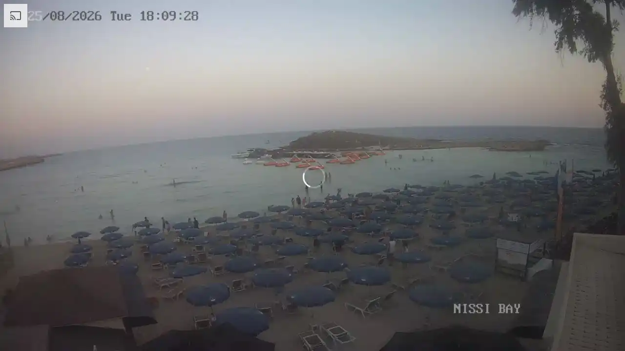 Webcam snapshot from :city — August 25, 2026 16:00