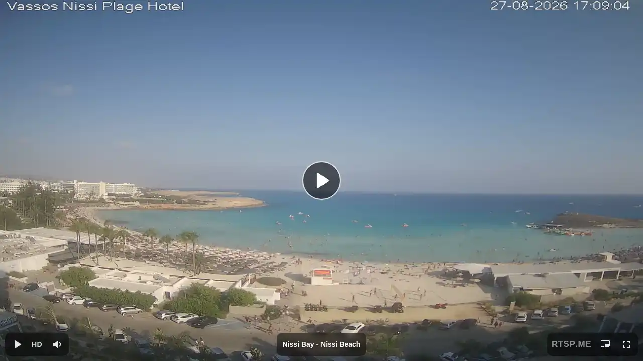 Webcam snapshot from :city — August 27, 2026 14:00