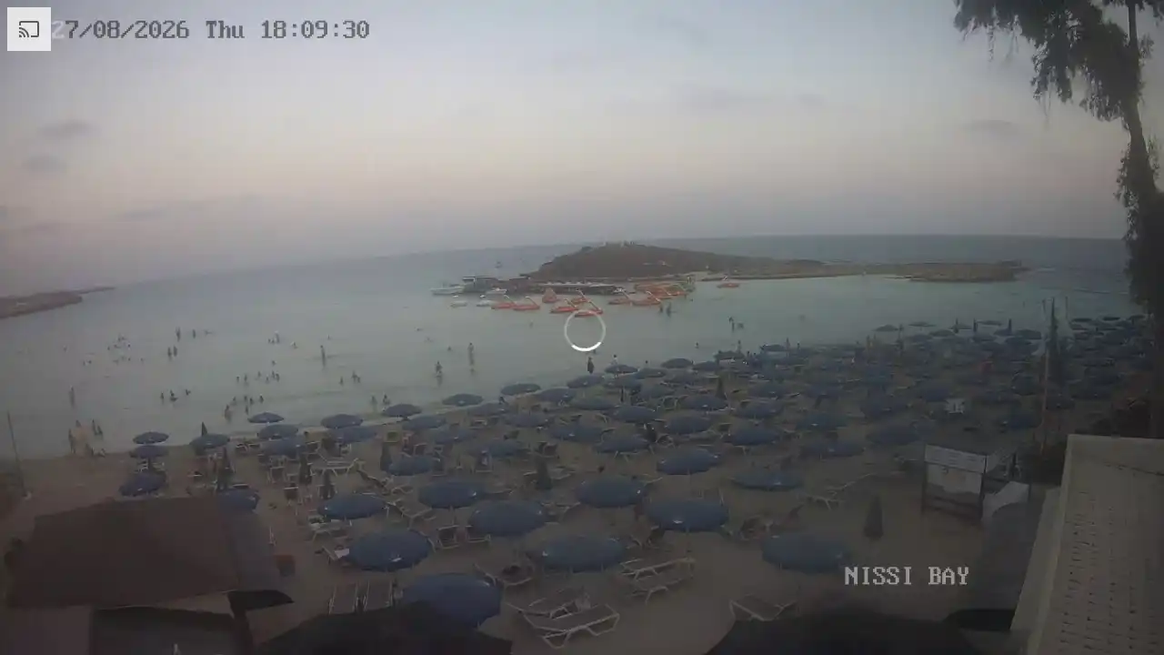 Webcam snapshot from :city — August 27, 2026 16:00