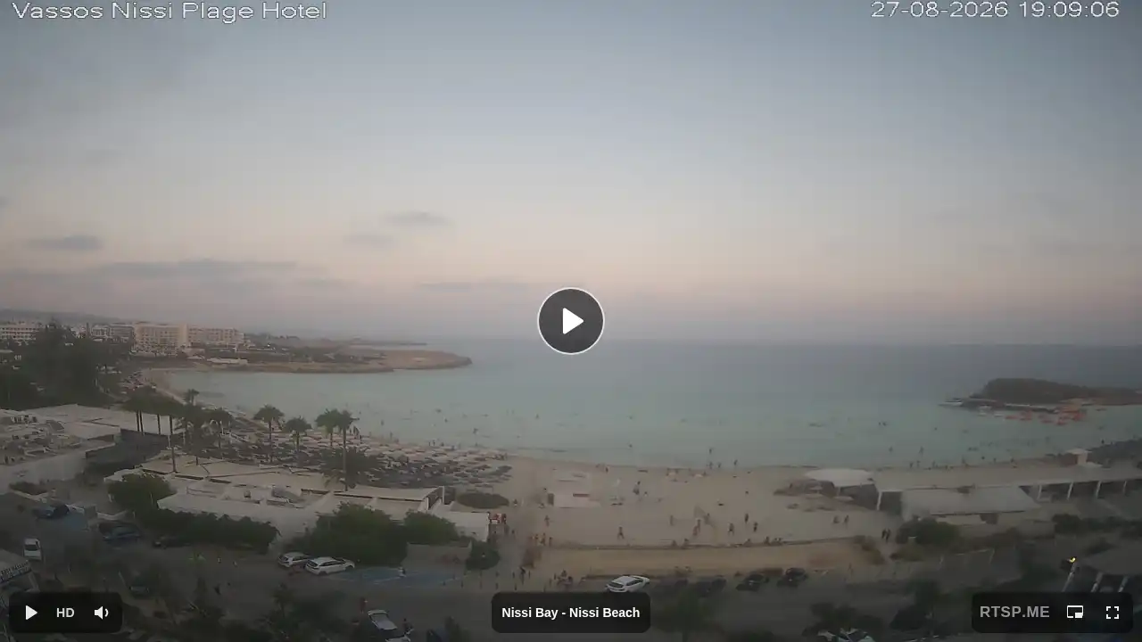 Webcam snapshot from :city — August 27, 2026 16:00