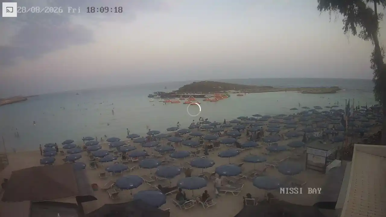 Webcam snapshot from :city — August 28, 2026 16:00